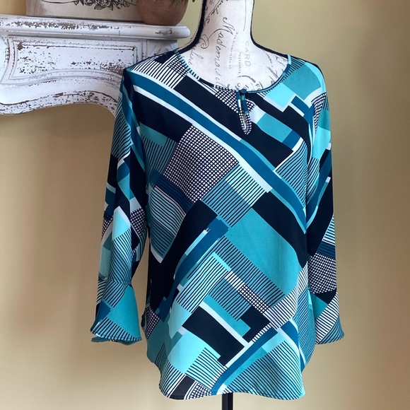 Women’s Black & Teal Turquoise Green Bell Sleeve Geometric Blouse - Picture 3 of 11